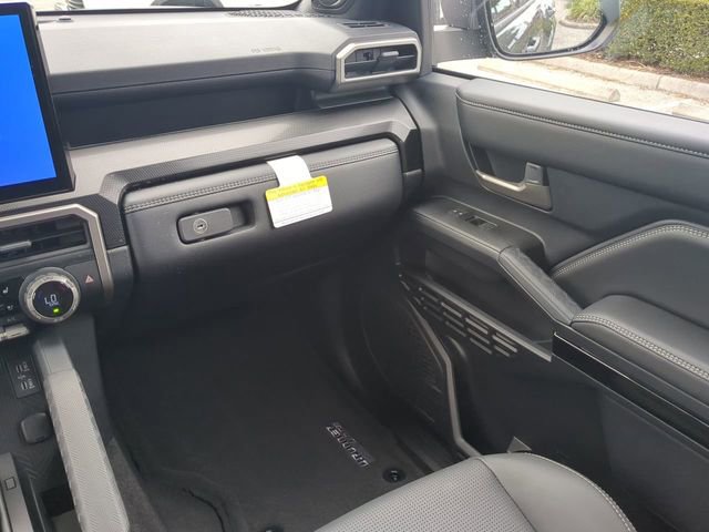New 2026 Toyota 4Runner Limited AWD/4WD image 17