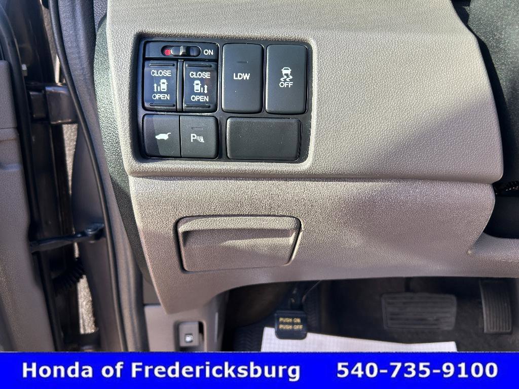 Used 2014 Honda Odyssey Touring image 26