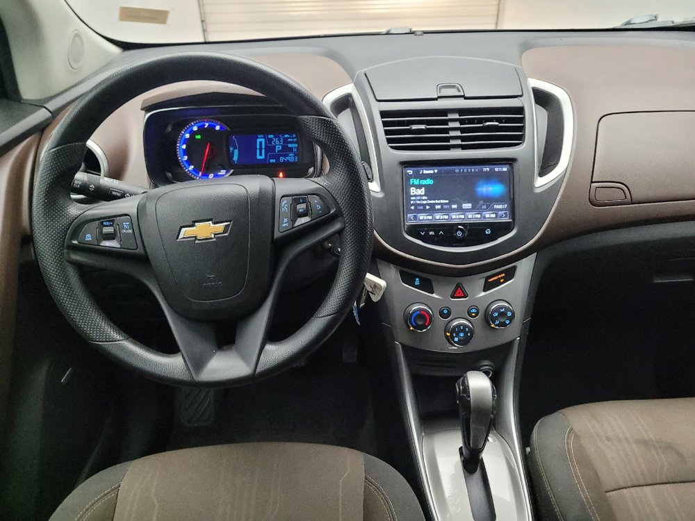 Used 2015 Chevrolet Trax LT w/ LT Sun and Sound Package image 22