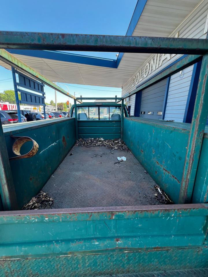 Used 1992 Ford F350 4x4 Regular Cab image 9
