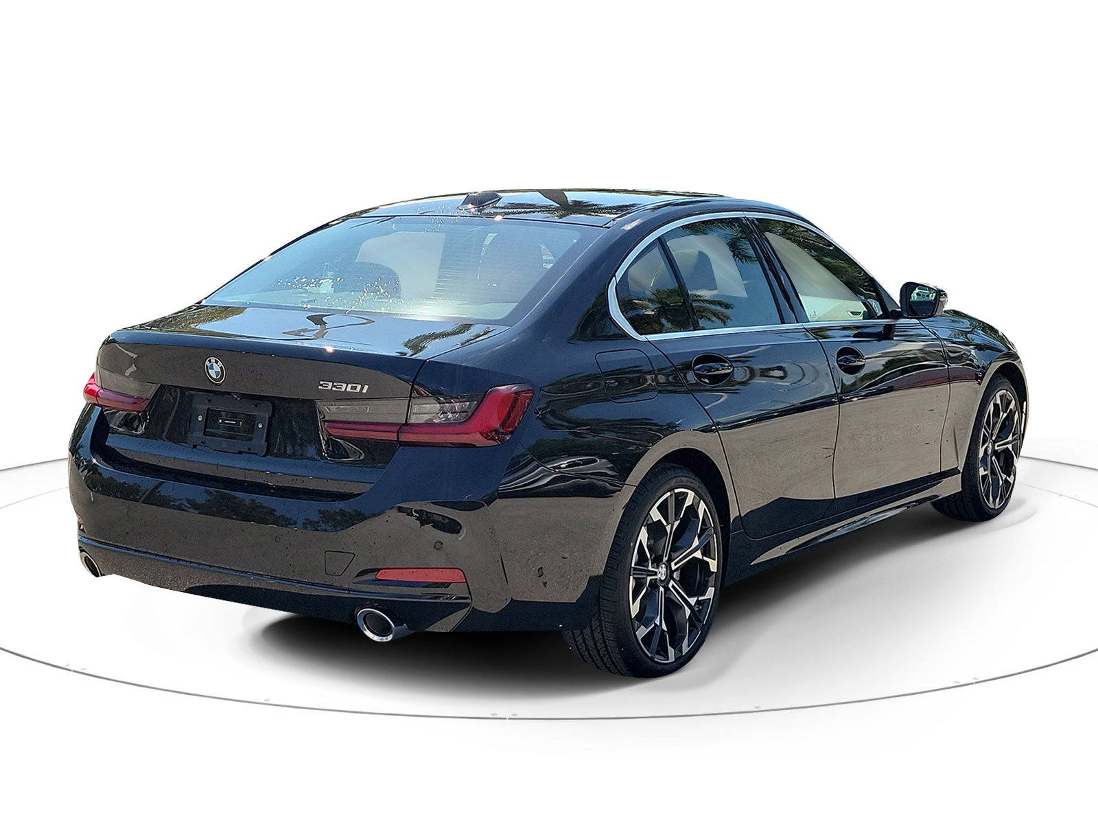 New 2026 BMW 330i Sedan w/ Convenience Package RWD image 4