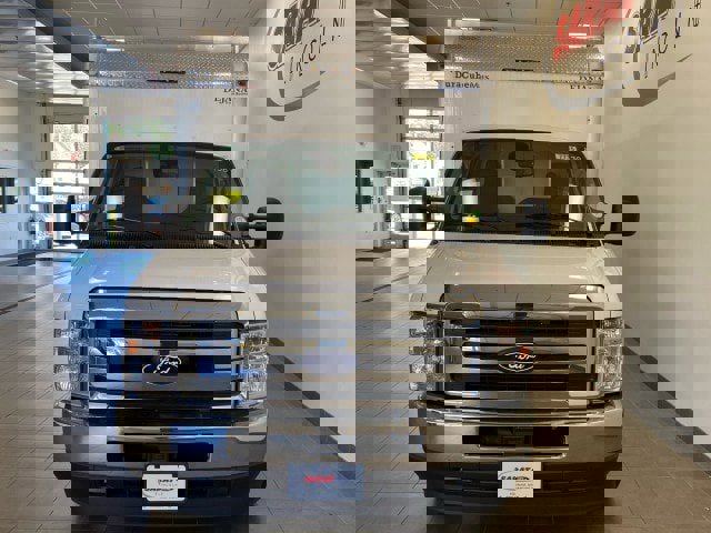 New 2026 Ford E-450 and Econoline 450 Super Duty w/ Power Equipment Group image 3