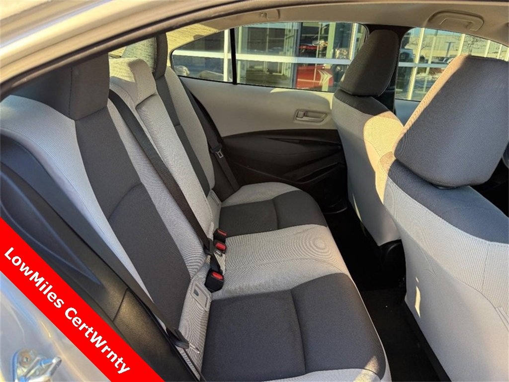 Used 2025 Toyota Corolla LE image 12