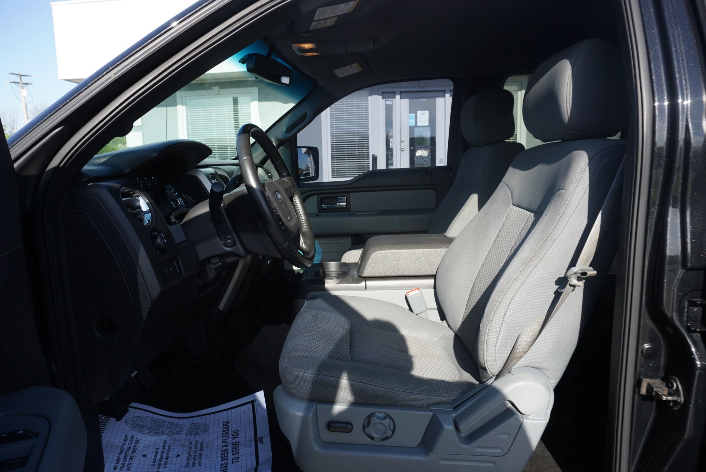 Used 2014 Ford F150 XLT w/ Equipment Group 302A Luxury image 19