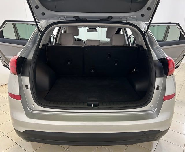 Used 2020 Hyundai Tucson SE image 13