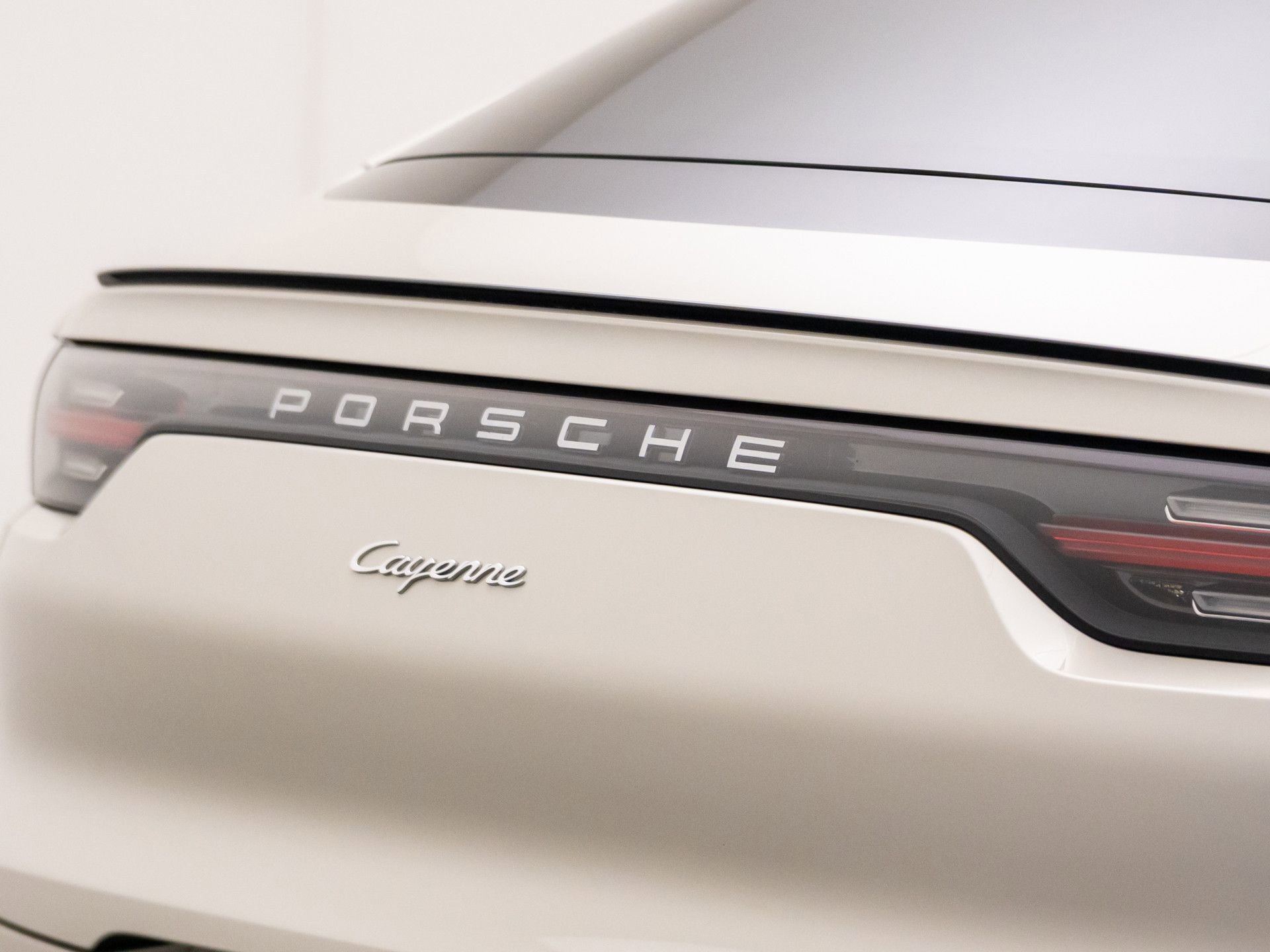 Certified 2023 Porsche Cayenne image 33