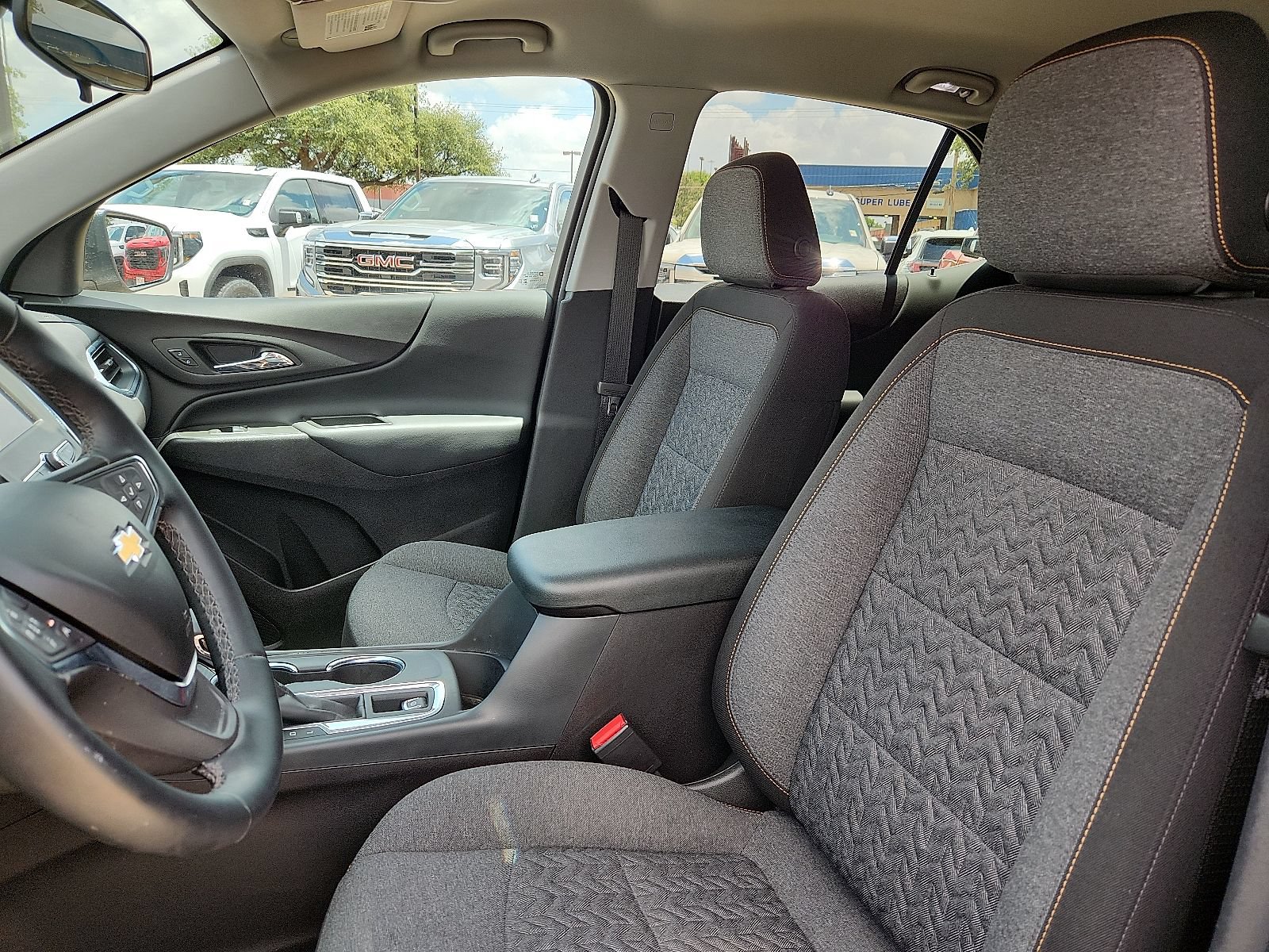 Used 2024 Chevrolet Equinox LT w/ LPO, Floor Liner Package FWD image 13