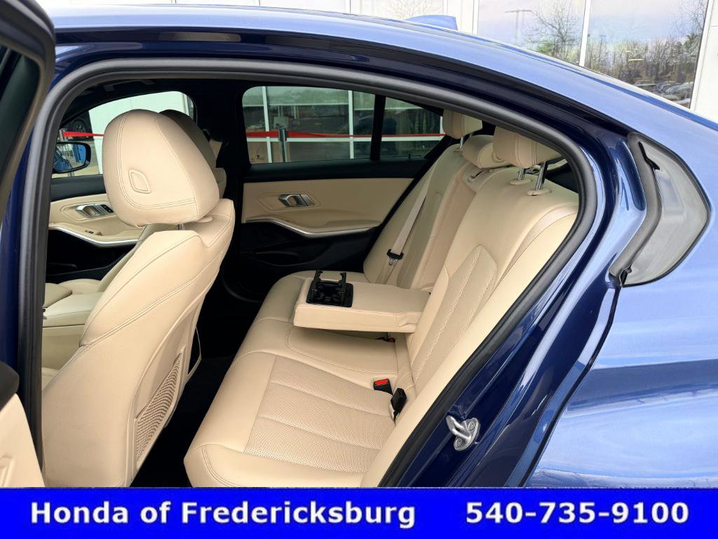 Used 2022 BMW 330i Sedan w/ Driving Assistance Package image 22