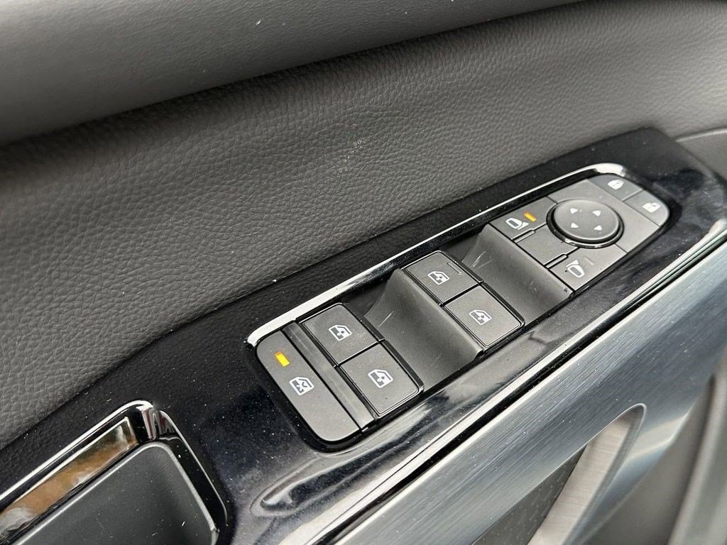 Certified 2025 Nissan Pathfinder SL AWD/4WD image 21