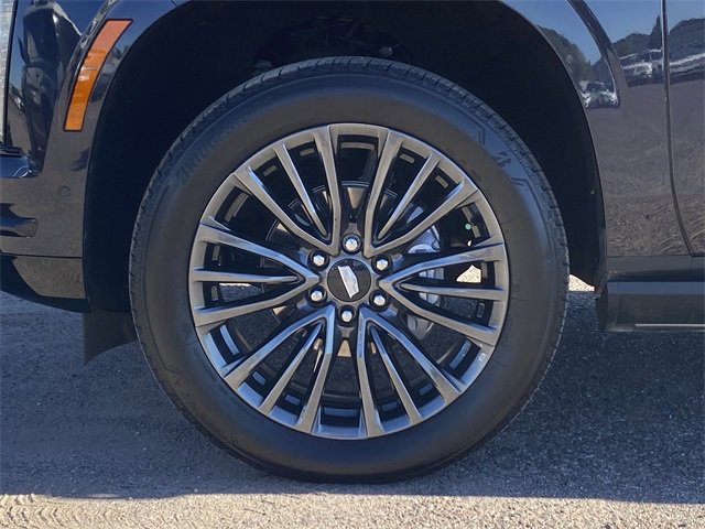 Used 2025 Cadillac Escalade Sport Platinum image 32