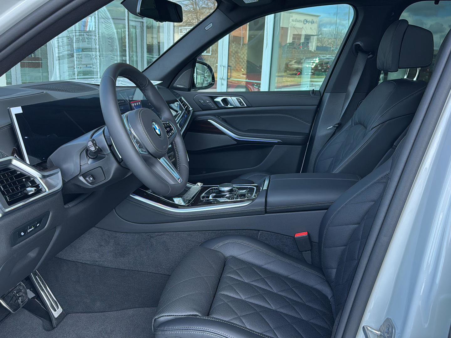 New 2026 BMW X5 sDrive40i image 9