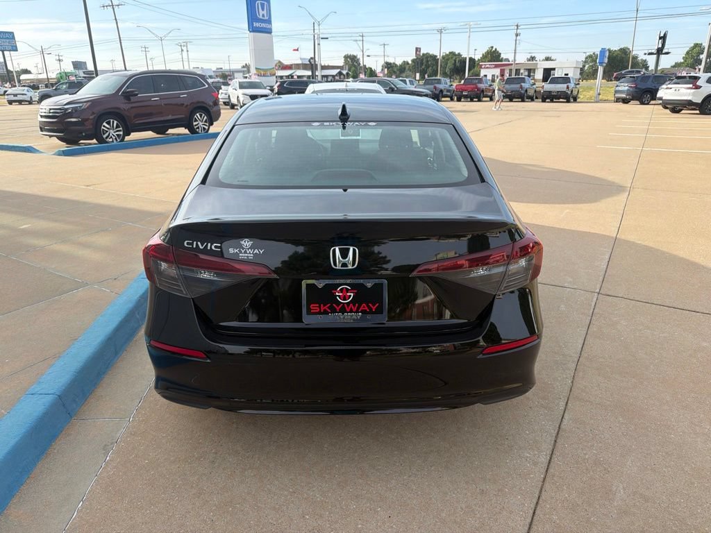 Used 2025 Honda Civic LX image 9