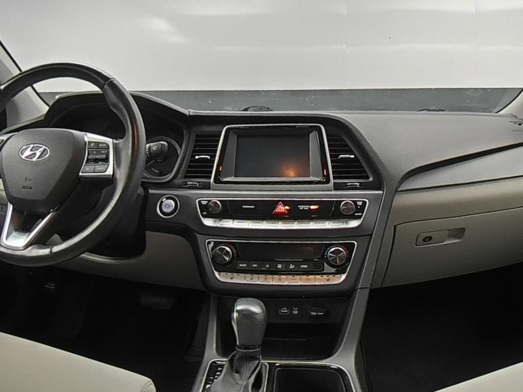 Used 2019 Hyundai Sonata SEL w/ Cargo Package FWD image 18