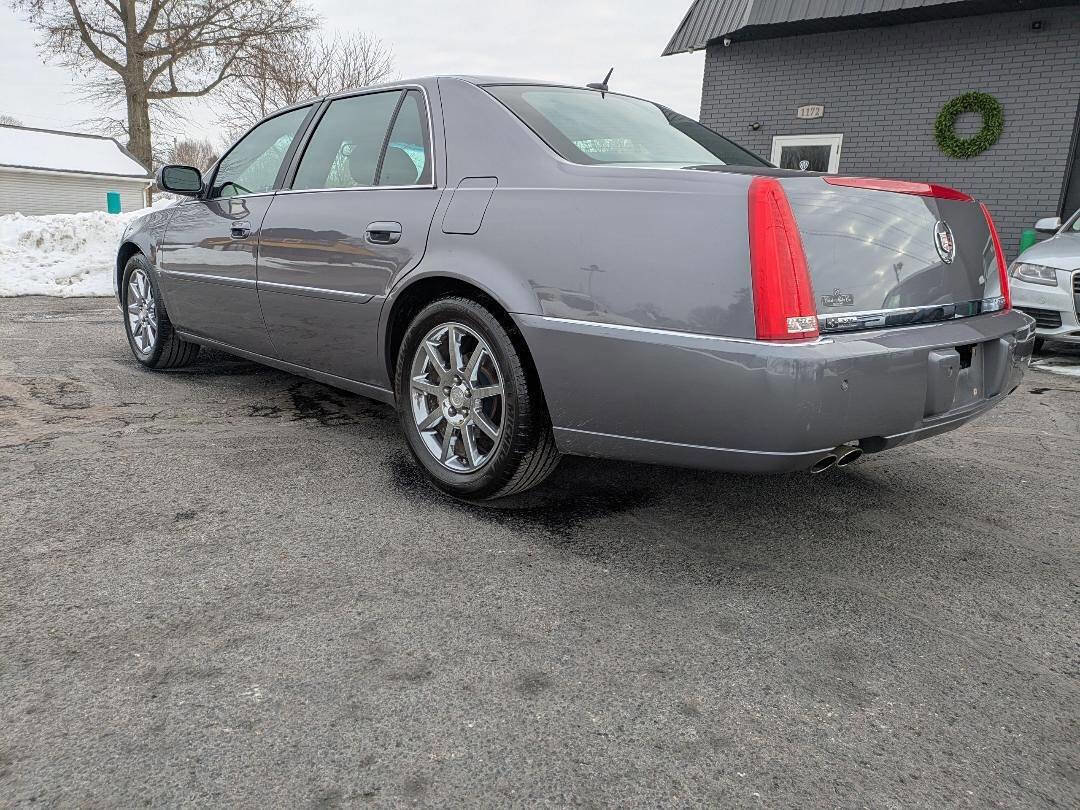 Used 2006 Cadillac DTS Performance image 4