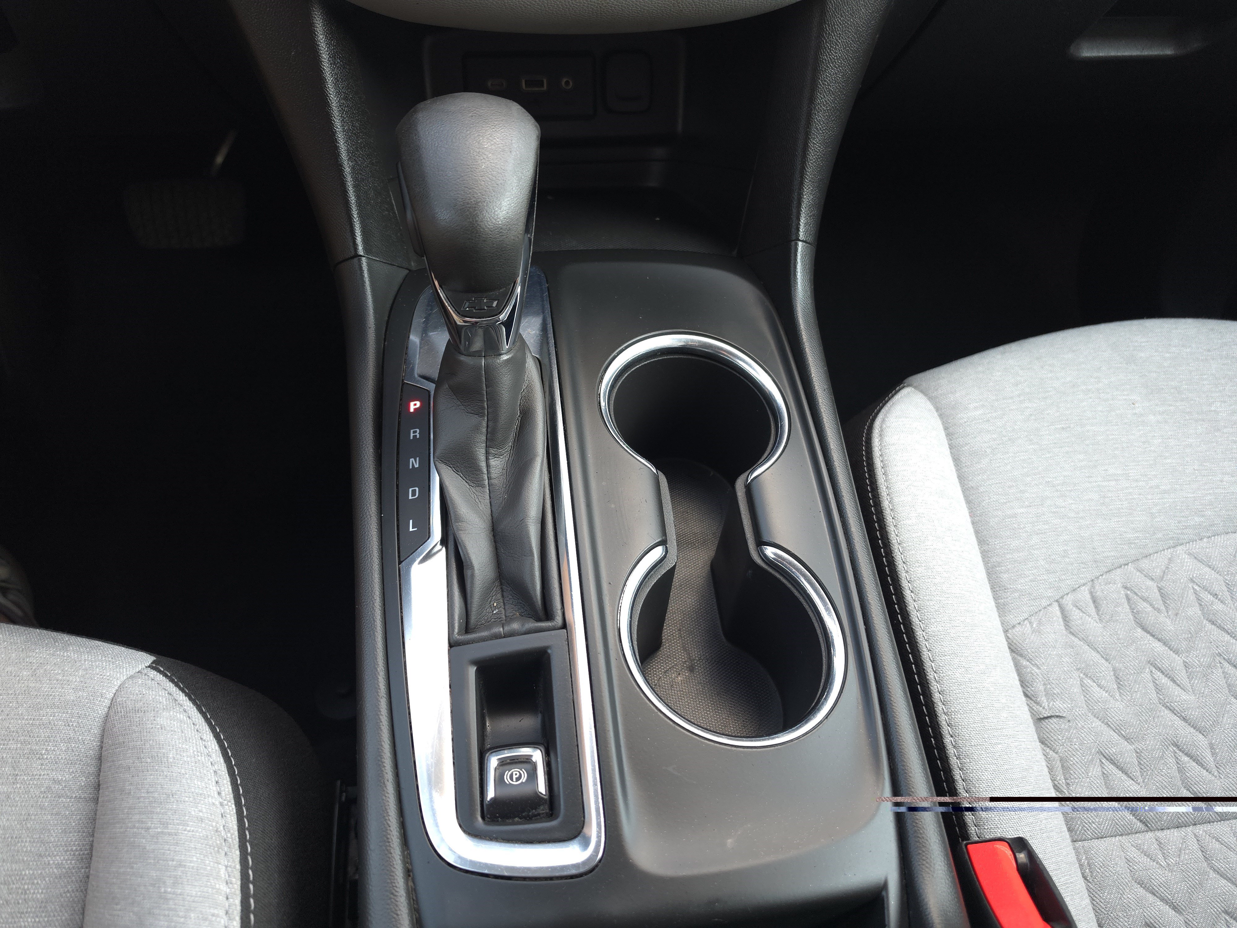Used 2022 Chevrolet Equinox LS w/ LS Convenience Package FWD image 14