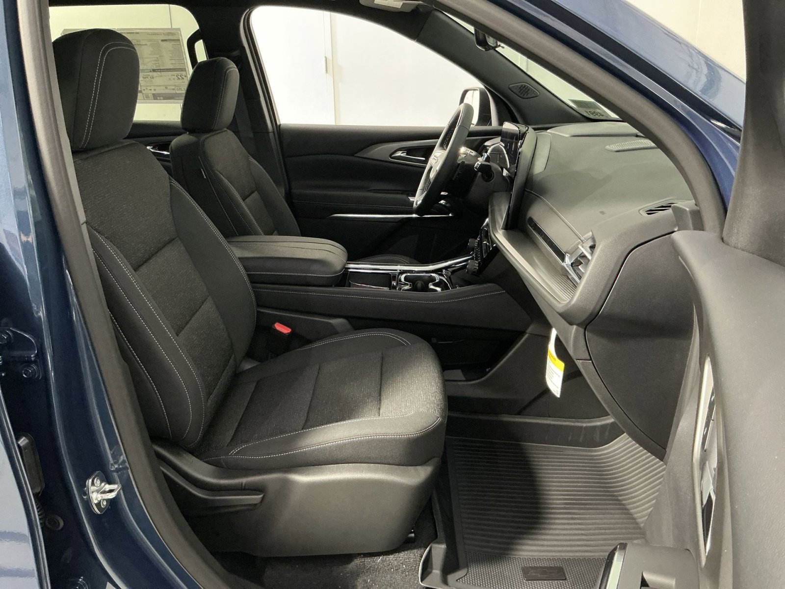 New 2026 Chevrolet Traverse LT w/ Enhanced Driving Package image 35