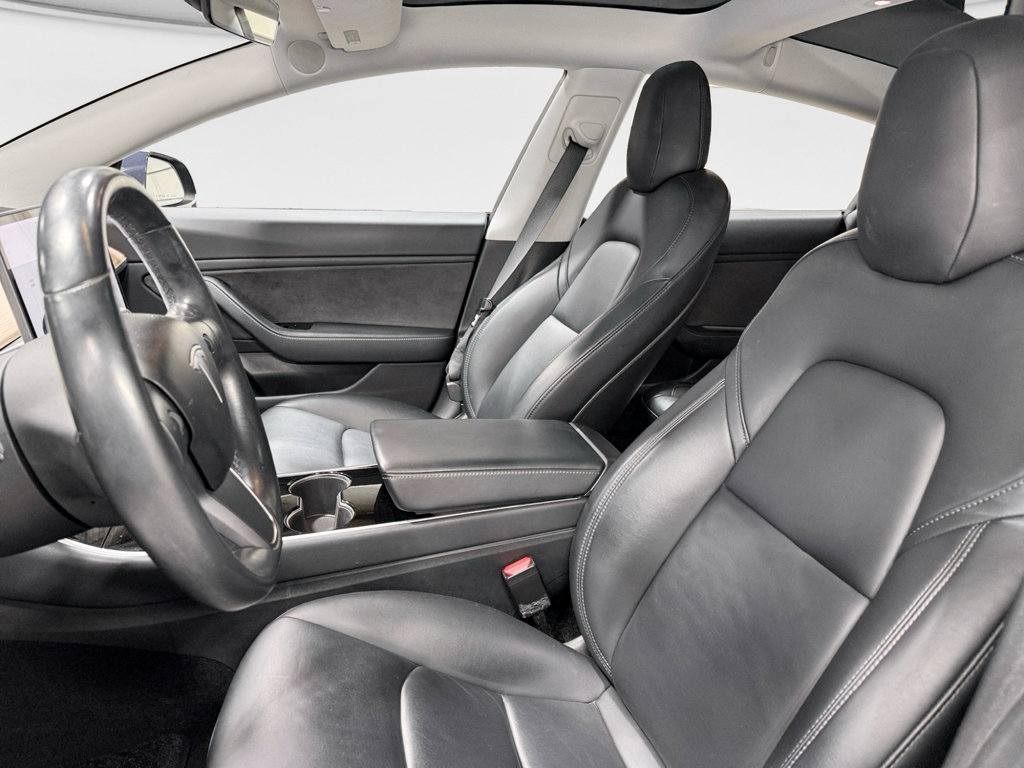Used 2018 Tesla Model 3 Long Range image 15