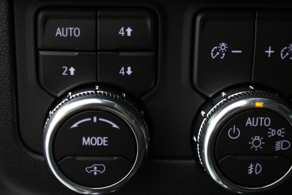 Used 2026 GMC Yukon XL Denali Ultimate w/ LPO, Illumination Package image 28