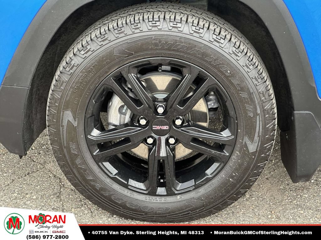 Certified 2024 GMC Terrain AT4 w/ Infotainment Package II AWD/4WD image 8