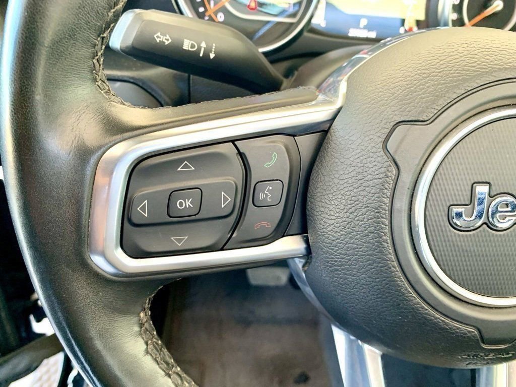 Used 2023 Jeep Wrangler Altitude image 27