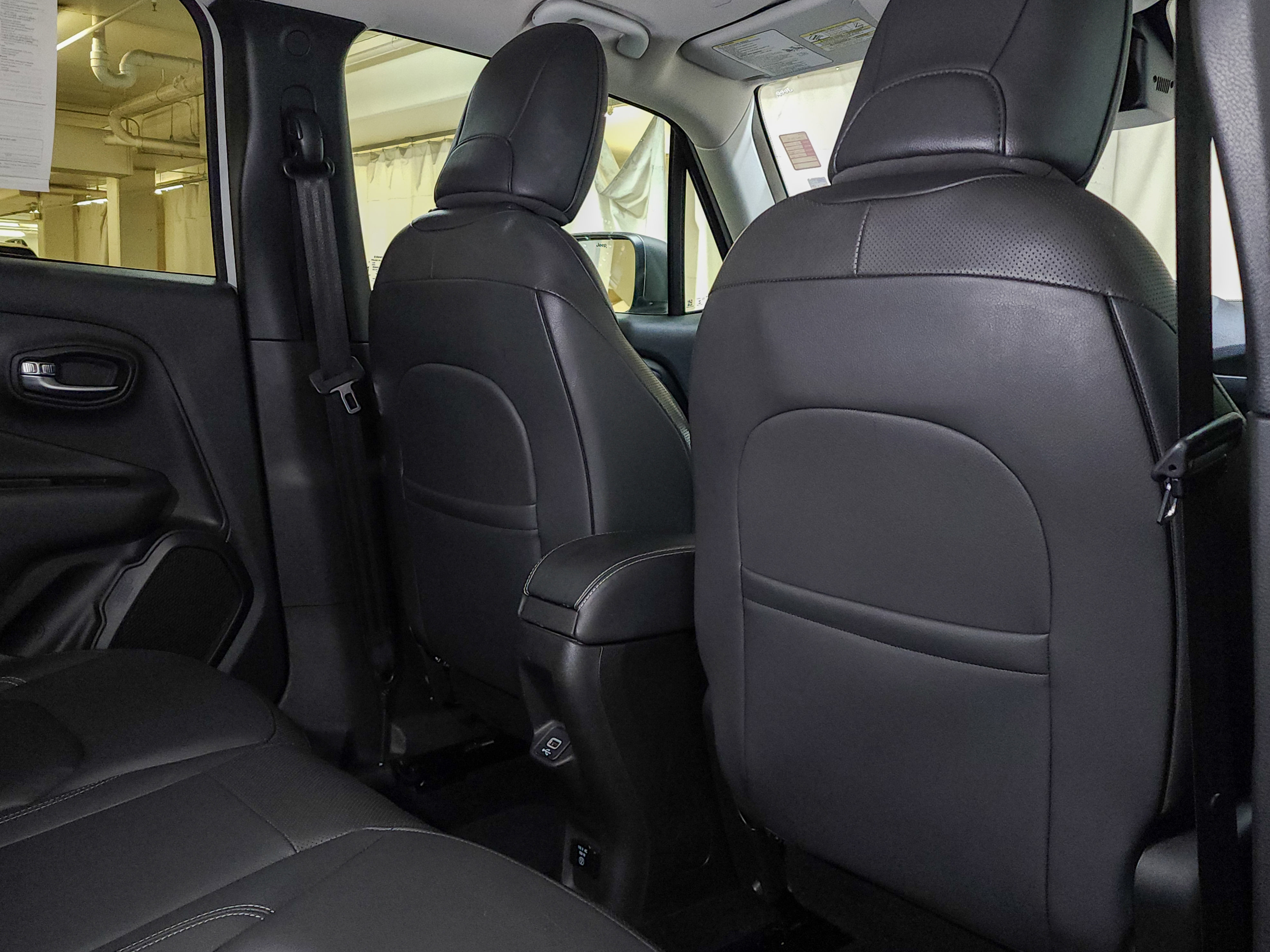 Used 2021 Jeep Renegade Limited image 46