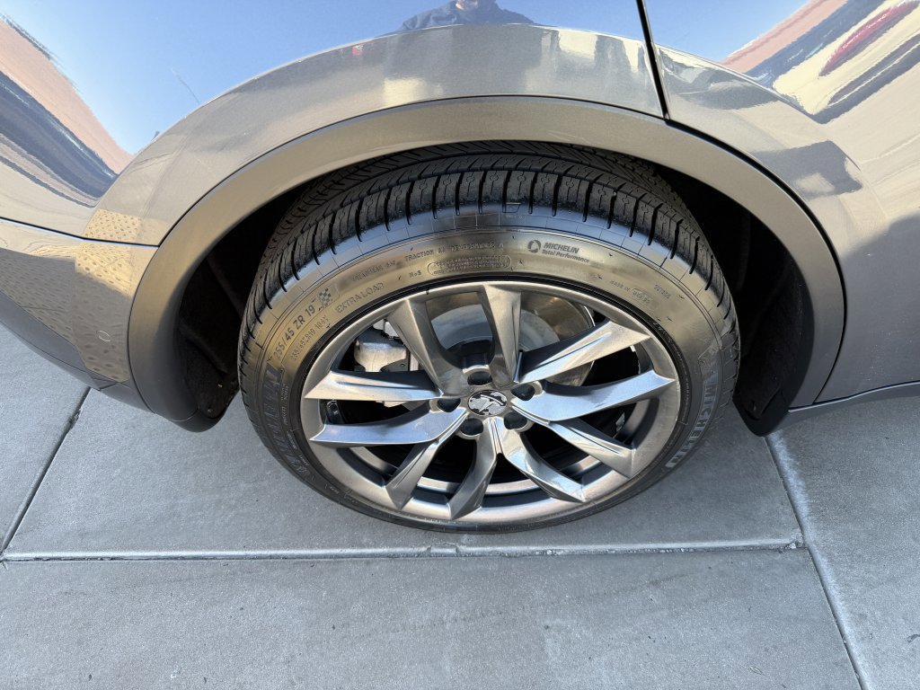 Used 2020 Tesla Model Y Long Range image 15