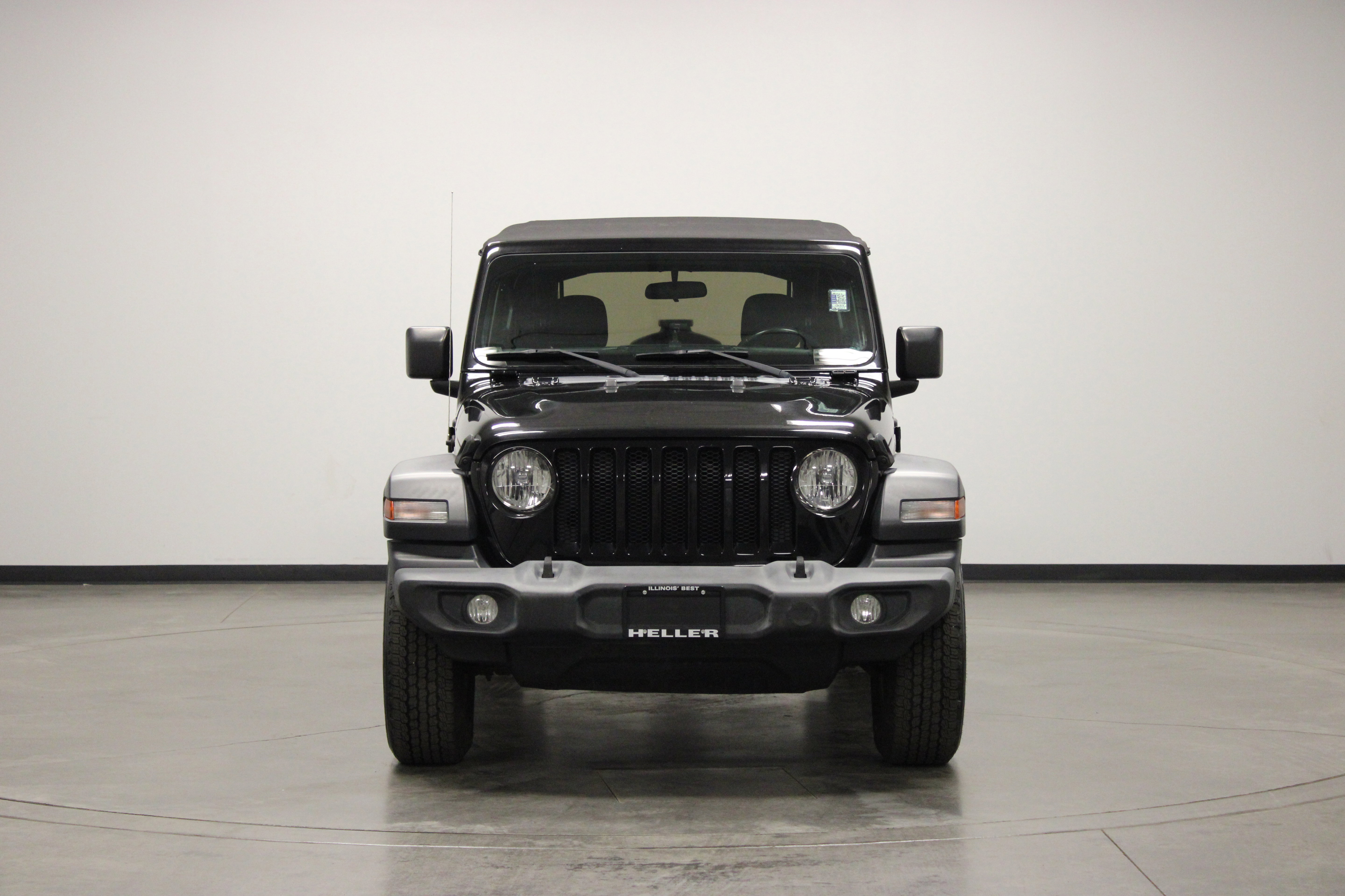 Used 2018 Jeep Wrangler Unlimited Sport S AWD/4WD image 3