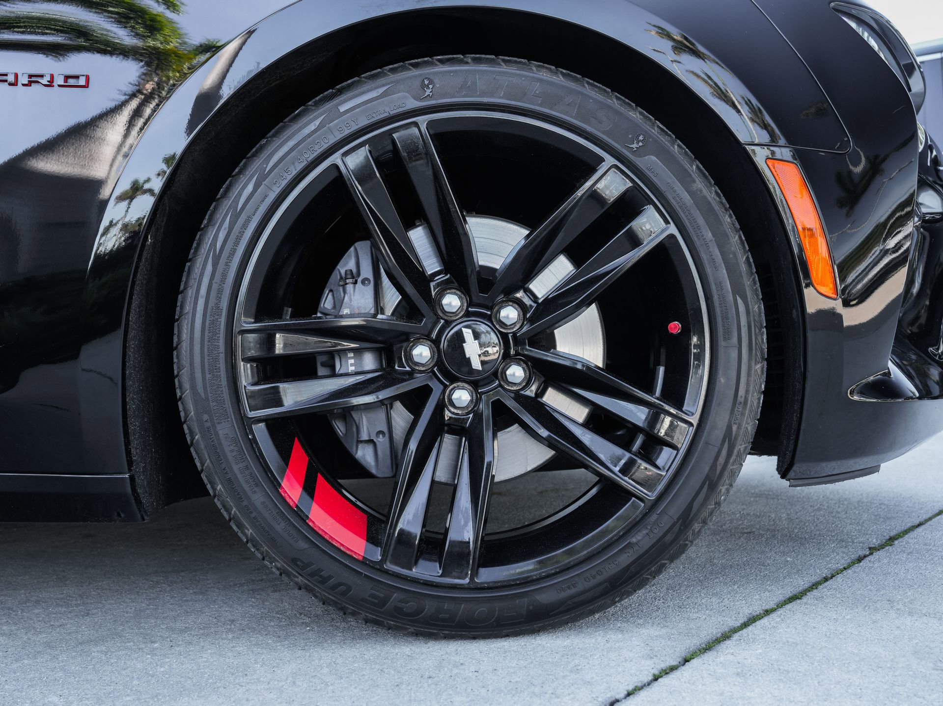 Used 2018 Chevrolet Camaro SS w/ Redline Edition RWD image 32