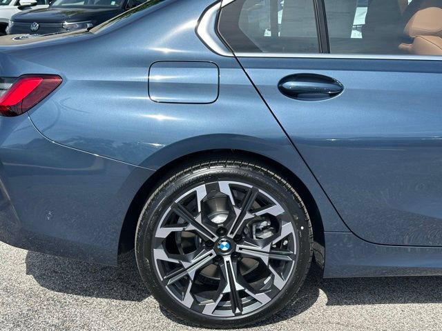 New 2026 BMW 330i xDrive Sedan w/ Premium Package AWD/4WD image 12