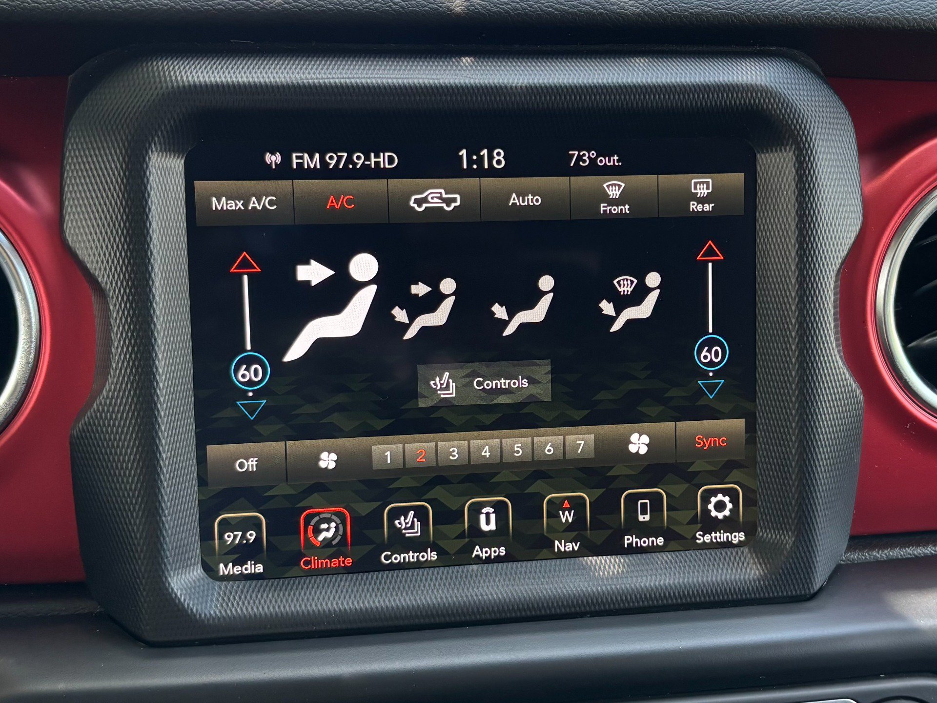 Used 2022 Jeep Gladiator Rubicon w/ LED Lighting Group AWD/4WD image 36
