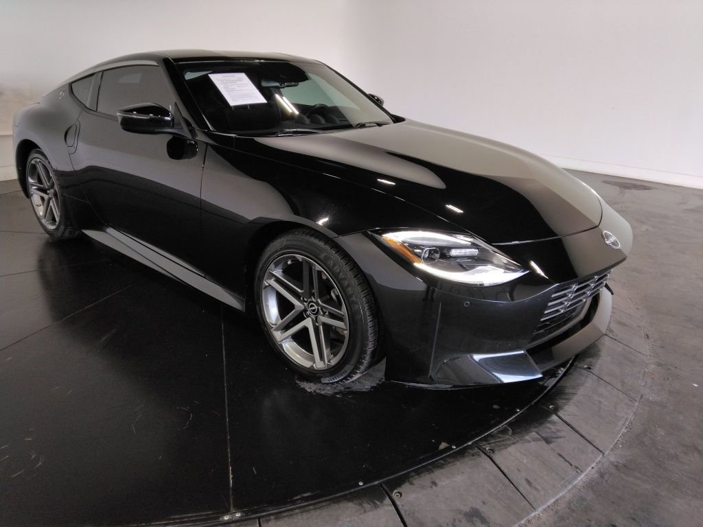 Used 2024 Nissan Z Sport w/ Floor Mat Package image 4