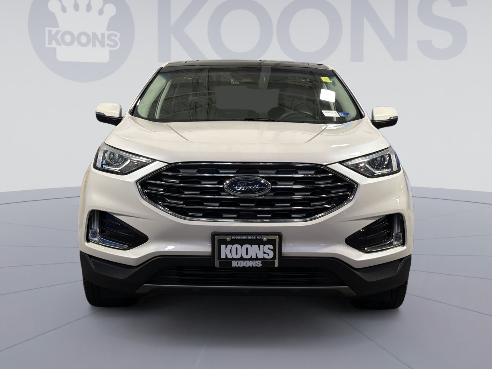 Used 2019 Ford Edge Titanium w/ Class II Trailer Tow Package AWD/4WD image 11