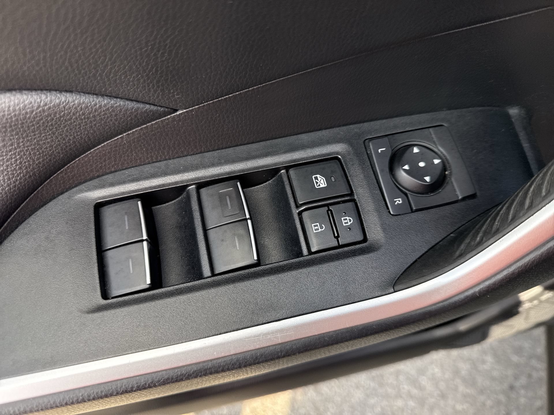 Certified 2023 Toyota RAV4 XLE Premium FWD image 15