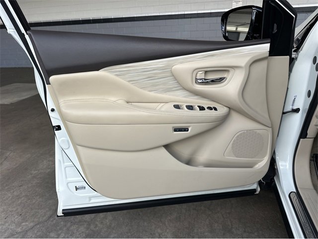 Used 2015 Nissan Murano SL image 35