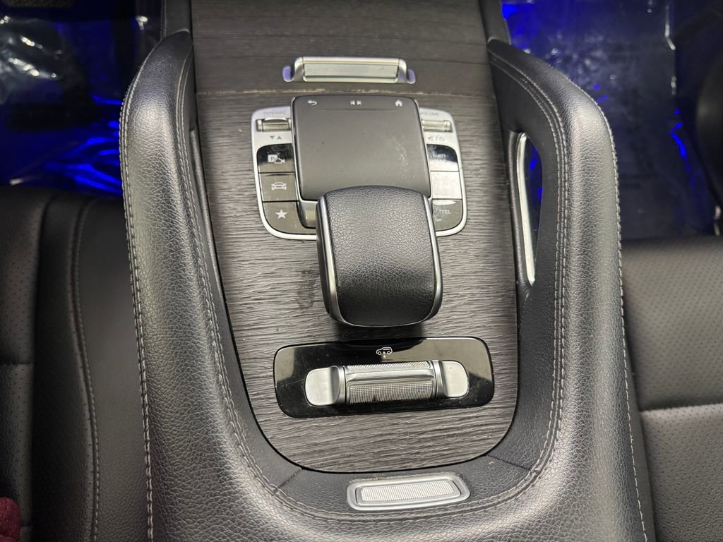 Used 2020 Mercedes-Benz GLS 450 4MATIC image 31