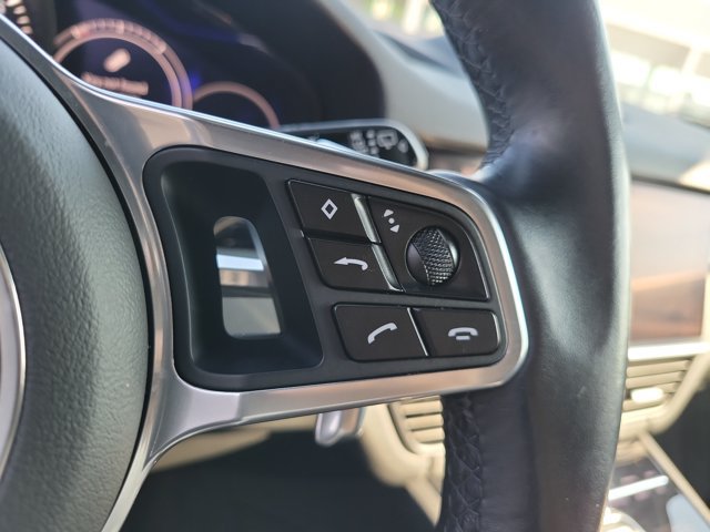 Used 2023 Porsche Cayenne AWD/4WD image 32