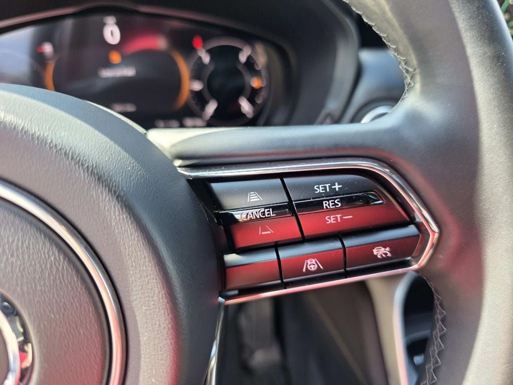 Certified 2025 MAZDA CX-70 Plug-In Hybrid w/ Premium Plus AWD/4WD image 16