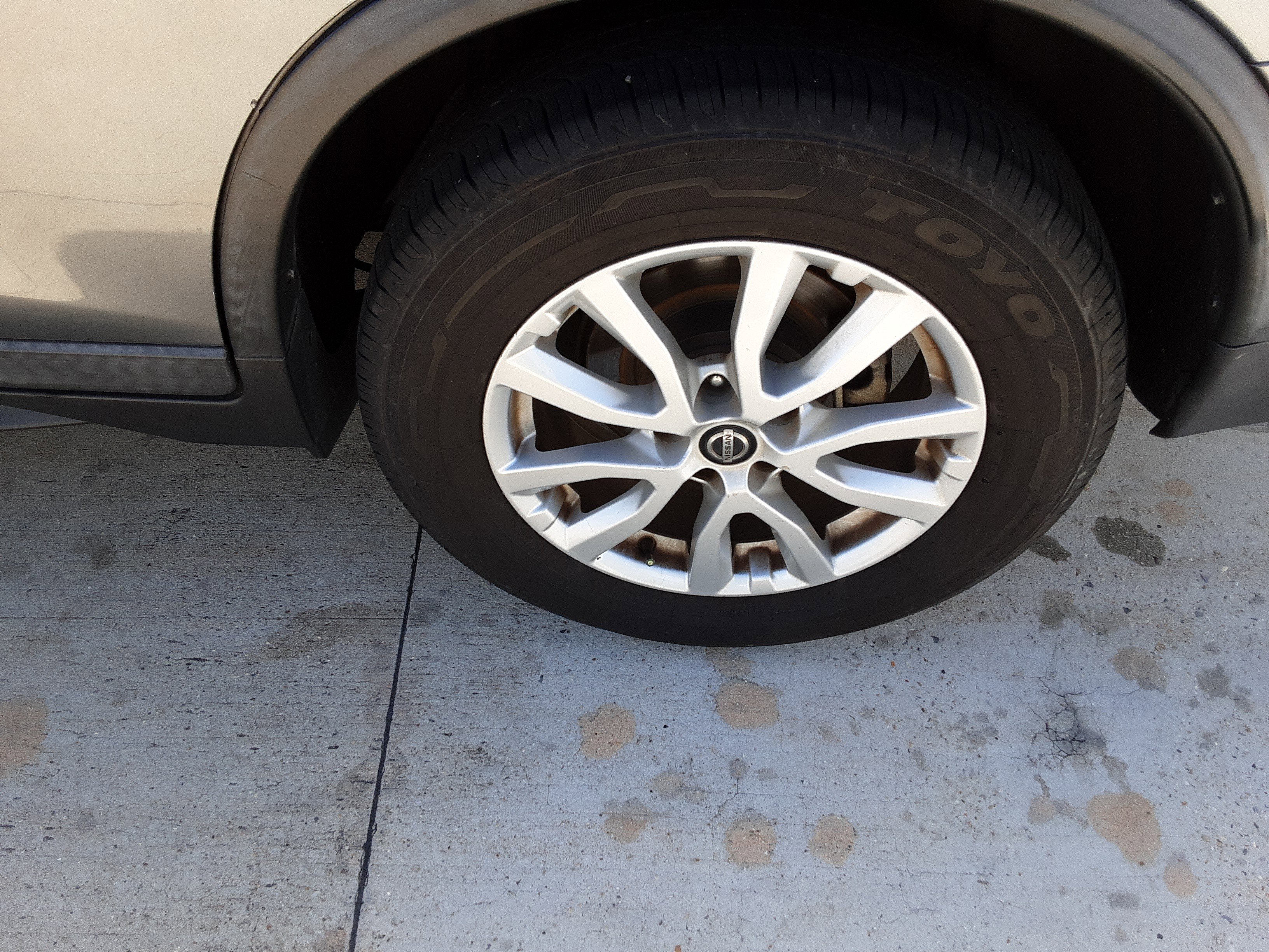 Used 2018 Nissan Rogue SV image 22