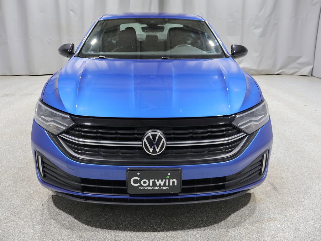 Used 2024 Volkswagen Jetta Sport image 17