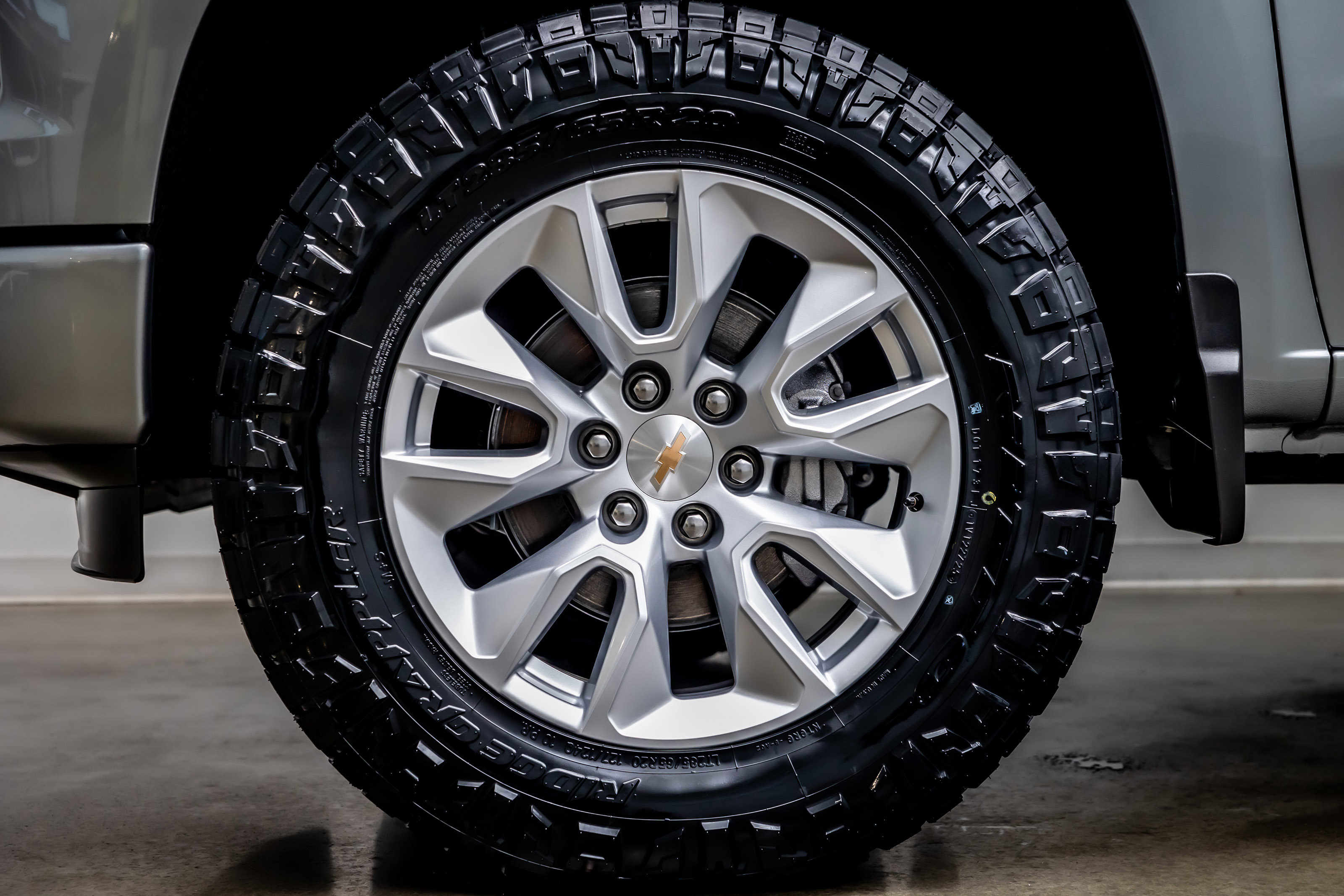Used 2025 Chevrolet Silverado 1500 Custom image 36