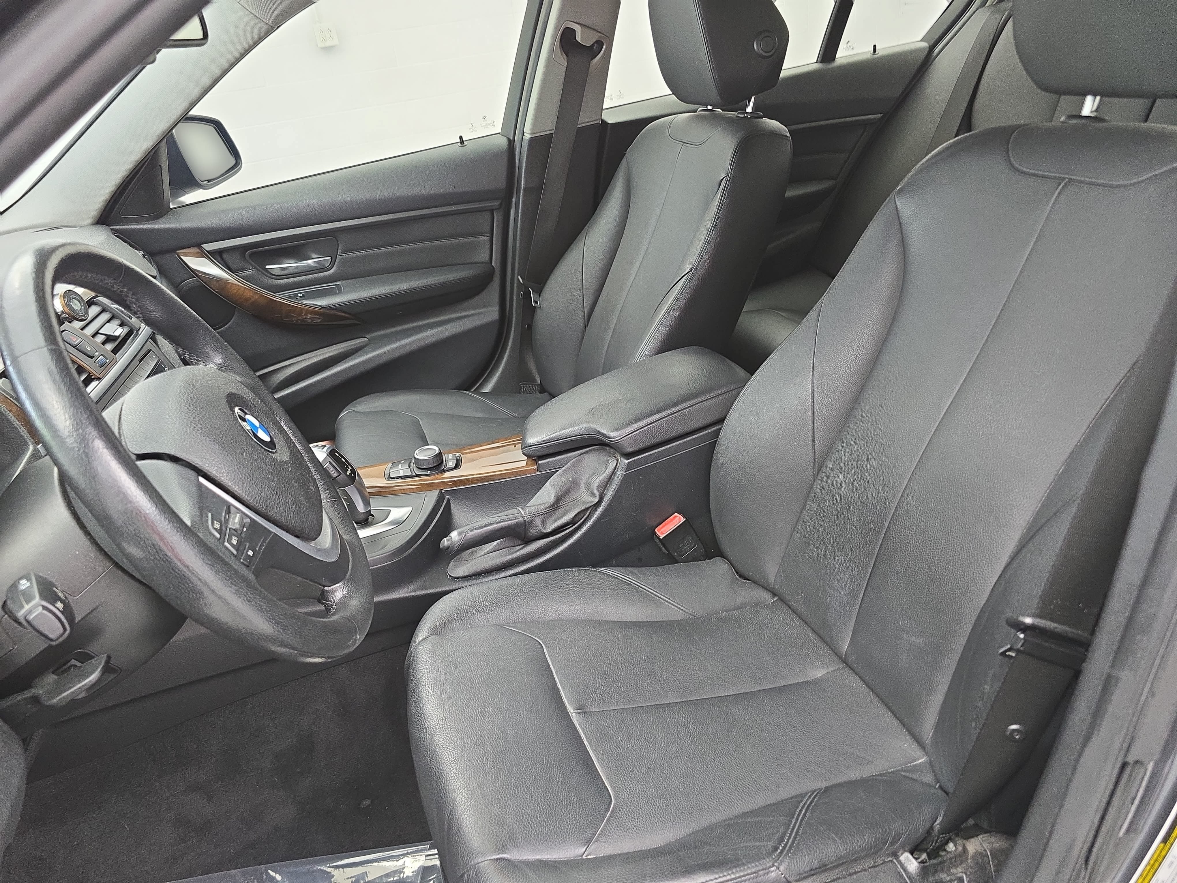 Used 2015 BMW 328i xDrive Sedan AWD/4WD image 14