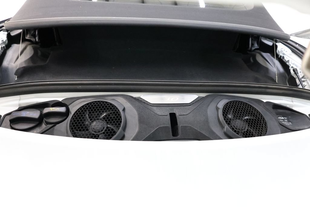 Used 2025 Porsche 911 Carrera RWD image 71