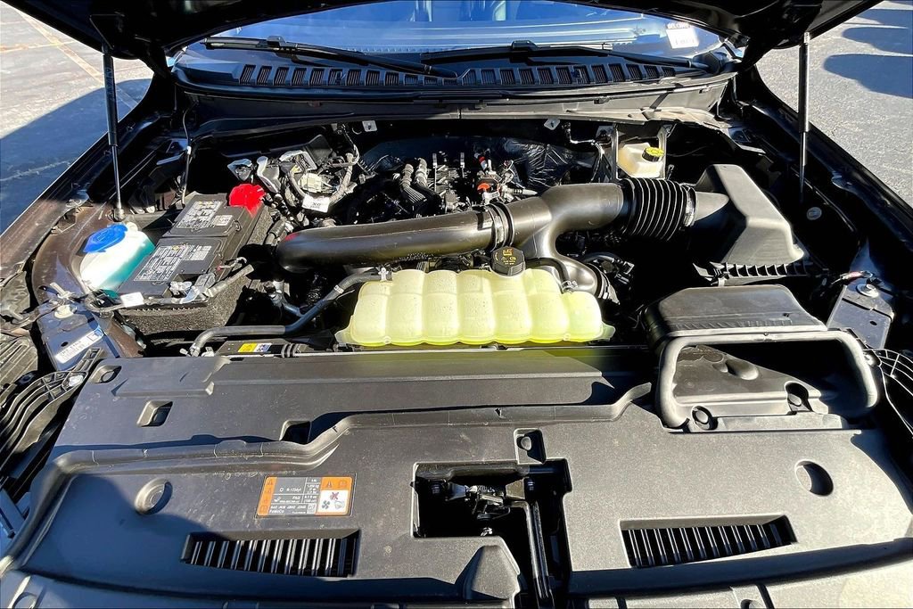 New 2025 Lincoln Navigator Reserve w/ Jet Appearance Package image 11