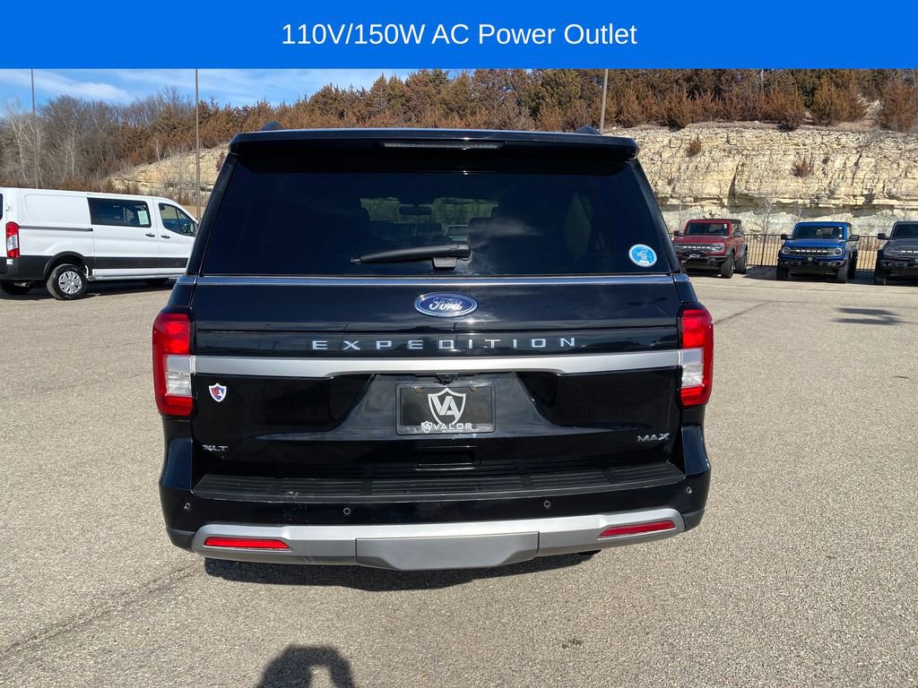 Used 2024 Ford Expedition Max XLT image 5