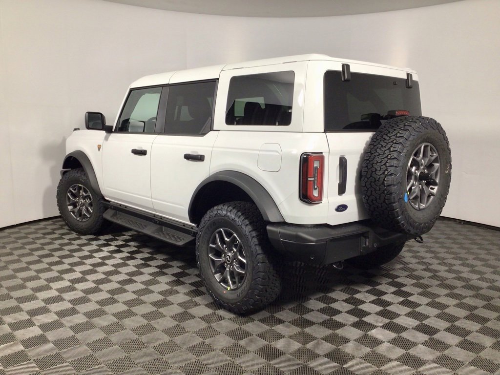 New 2025 Ford Bronco Badlands image 10