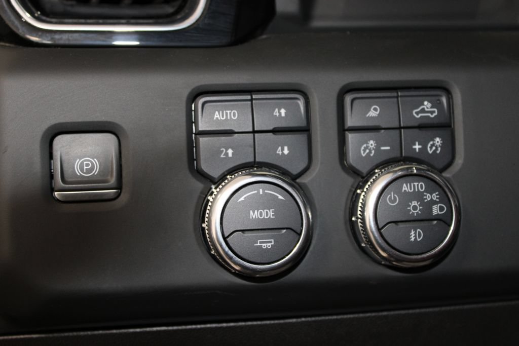 Used 2024 GMC Sierra 2500 Denali Ultimate AWD/4WD image 38