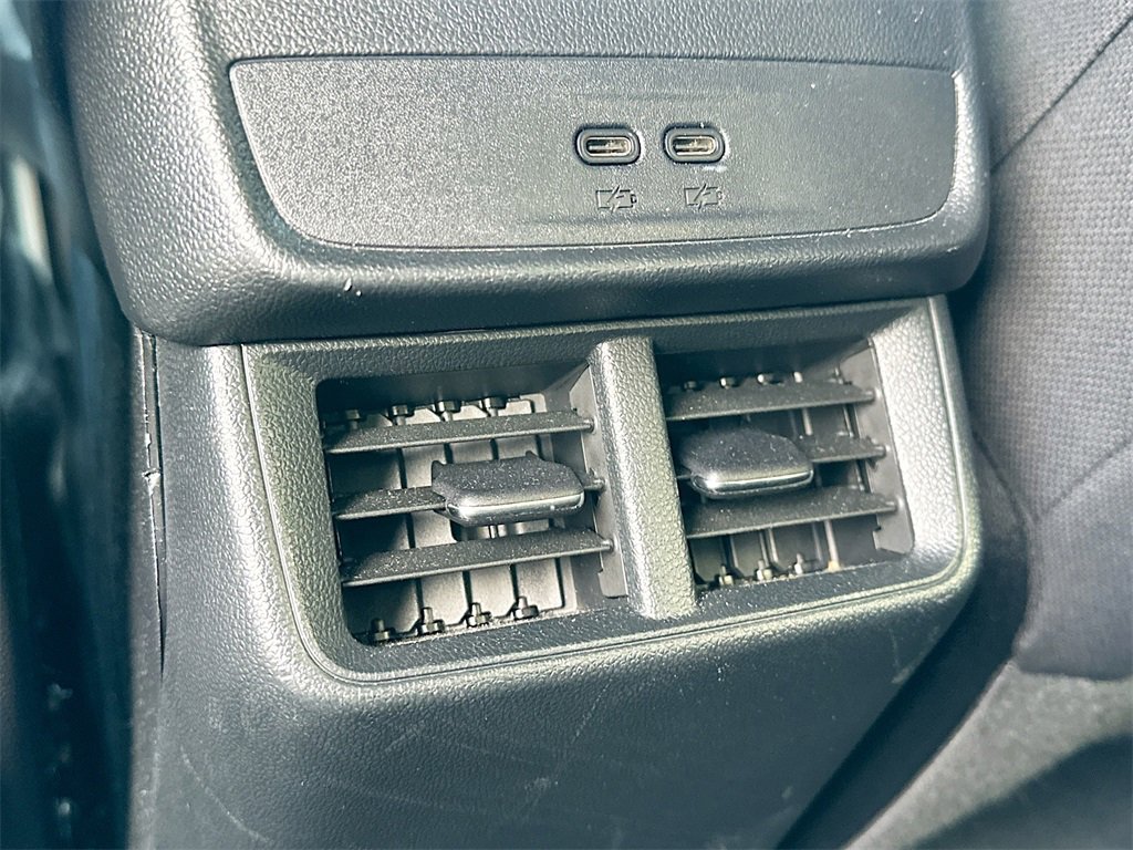 Certified 2025 Chevrolet Equinox LT image 24