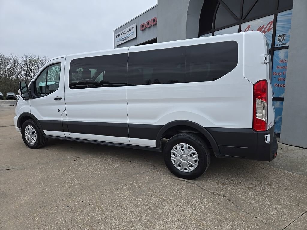 Used 2023 Ford Transit 350 XLT RWD image 6