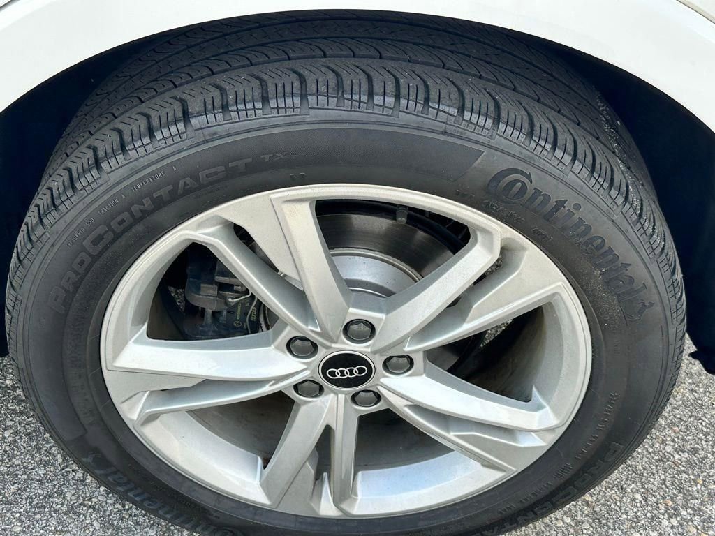 Used 2022 Audi Q3 2.0T Premium w/ Convenience Package image 22