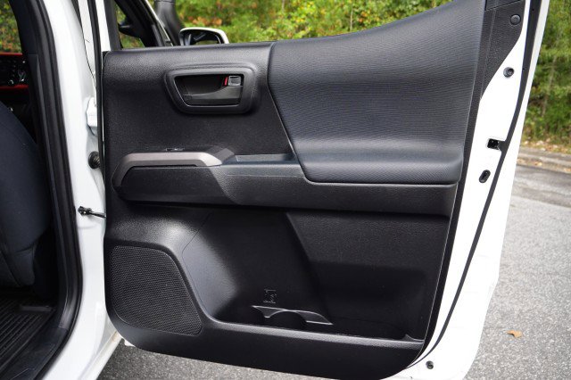 Used 2020 Toyota Tacoma TRD Sport image 44